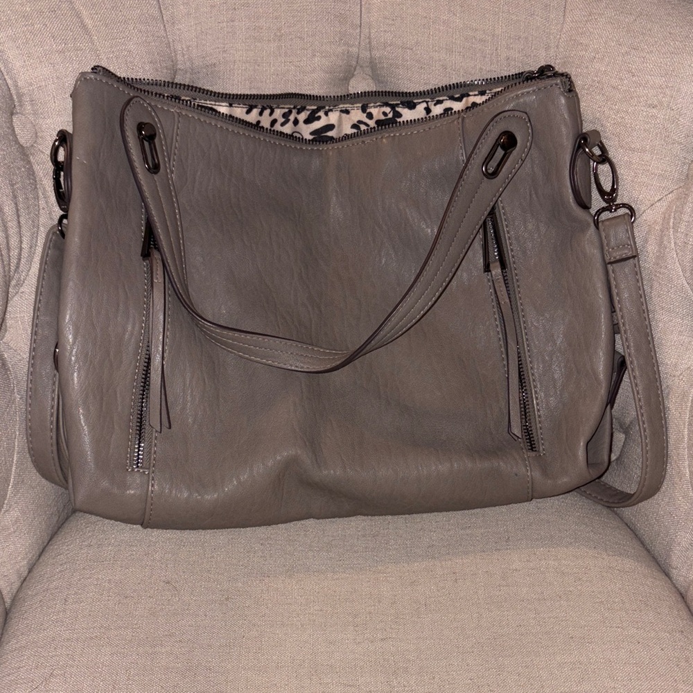 Jessica Simpson Slouchy Gray Shoulder Bag with Pockets